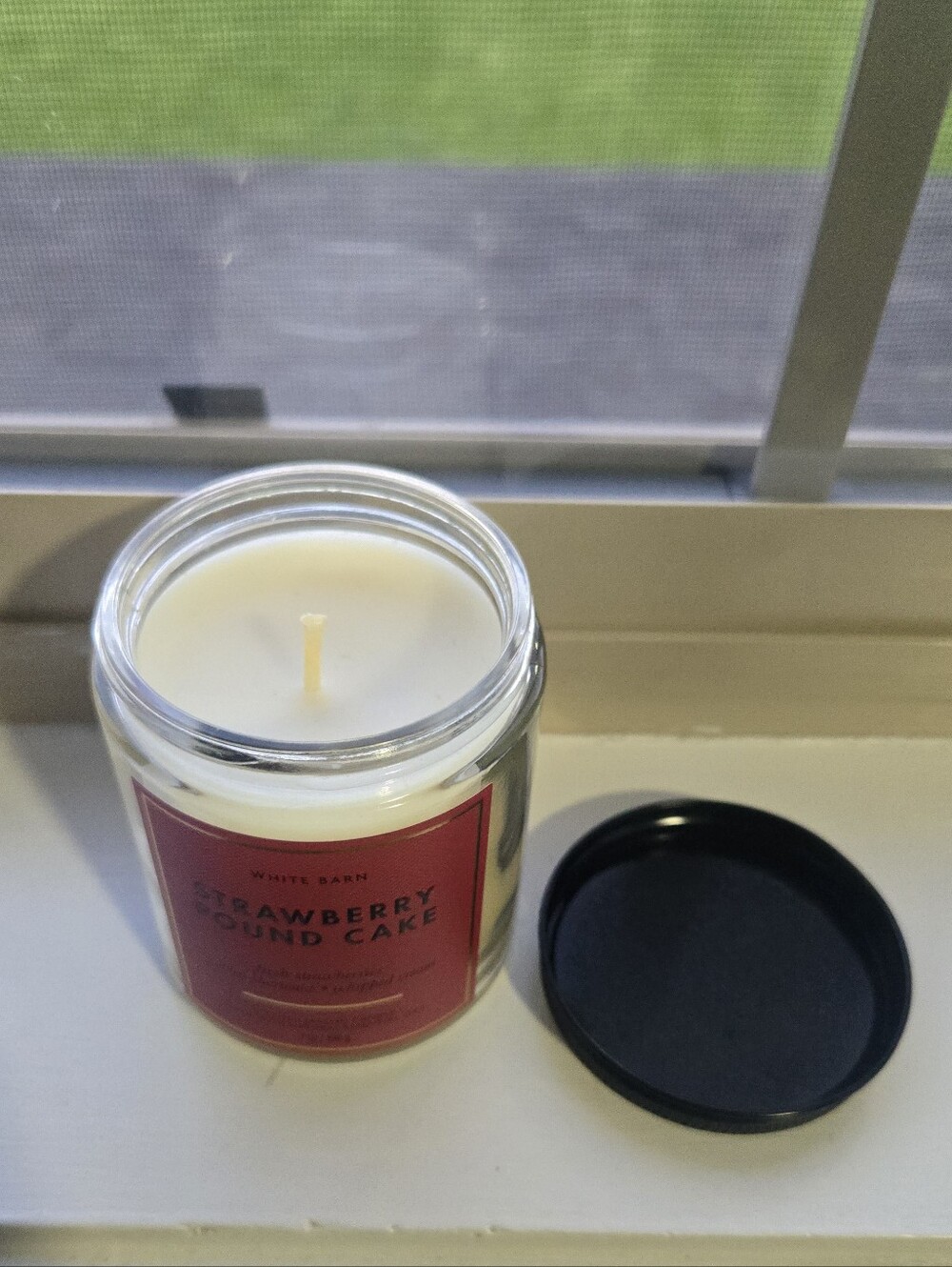 White Barn Bath & Body Works Strawberry Pound Cake Candle - Picture 2 of 4
